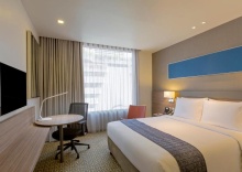 Двухместный номер Deluxe двуспальная кровать в Holiday Inn Express Bangkok Sathorn, an IHG Hotel