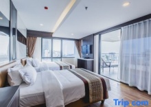 Номер Premier в Golden Jomtien Beach Hotel