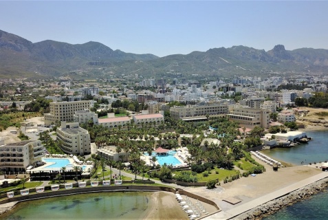Кирения: Курортный отель Oscar Resort Hotel