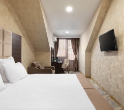 Двухместный номер Comfort двуспальная кровать в Отель Alcont by Stellar Hotels, Krasnaya Polyana