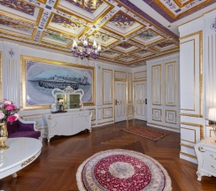 Двухместный люкс Mansion Premium с видом на море двуспальная кровать в Отель Seven Hills Palace