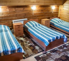 4-местный номер стандарт полулюкс в Медведь