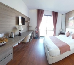 Номер Deluxe в Amia Hotel