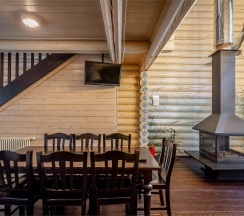 Гостевой дом с горячей купелью и камином в Лепота