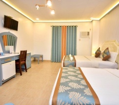 Двухместный номер Deluxe двуспальная кровать в Royal Park Hotel Boracay