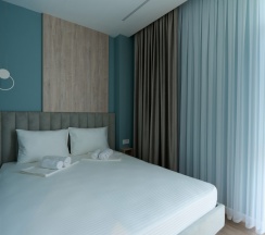 Апартаменты Премиум с двумя балконами и видом на горы в Alba inn apartments