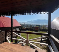 Трехместный домик в Пригорье Аюла