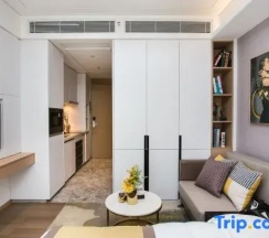 Двухместный номер Executive с балконом двуспальная кровать в Yidiandian Hotel Apartment (Shenzhen International Convention And Exhibition Center)