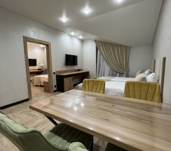 Двухкомнатный семейный ЛЮКС с кухней в Tash maral