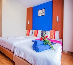 Двухместный номер Deluxe двуспальная кровать в Kata Blue Sea Resort