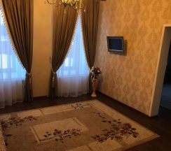 Номер люкс с 1 двуспальной кроватью в Империалъ