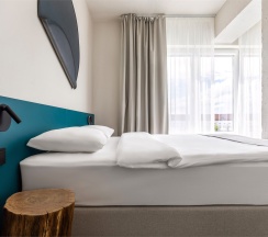 Улучшенный Стандарт с 1 кроватью King-size или 2 односпальными кроватями 90х200см в Нега