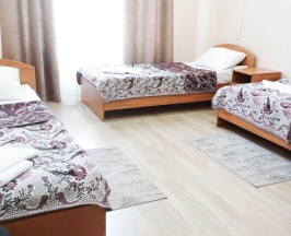 Кровать в 3-местном общем номере в Smart Hotel KDO Тамбов