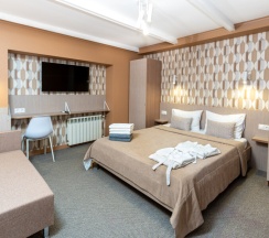 3 комнатный люкс с кухней и балконом в Venezia