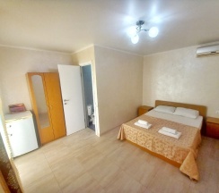 Двухместный номер Standard рядом с пляжем двуспальная кровать в Елена