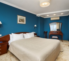 Полулюкс в Александровский сад