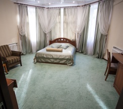 Полулюкс в Алиса