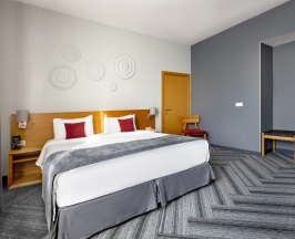 Двухместный номер Deluxe 2 отдельные кровати в Tulip Inn Rosa Khutor