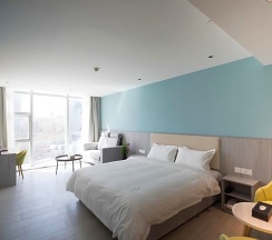 Двухместный номер Superior двуспальная кровать в Beijing Saga Hotel