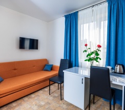 Четырёхместный семейный в Три Восьмёрки