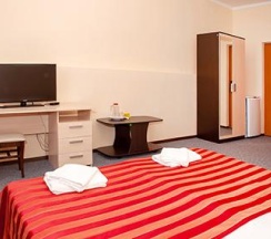 2-местный 1-комнатный номер стандарт эконом (мансарда) в Максимус