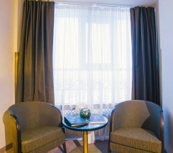 Номер полулюкс в Royal plaza