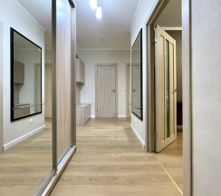 Двухкомнатная квартира в ЖК "Огни залива" в Rauktis apartments