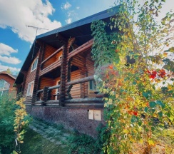 Коттедж Царский с балконом в Ателика Улиткино