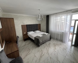 Четырехместный двухкомнатный в Заповедная 15А