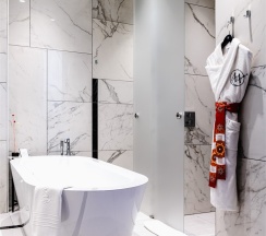 Представительский Люкс в Maidens Hotel Moscow