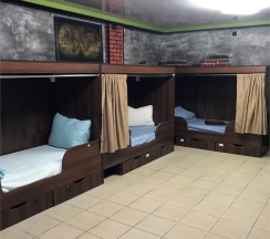 Одно спальное место в общем пятиместном номере в Maziiz hotel на Советском