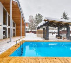 Шестиместный коттедж с балконом и с видом на город в Барнхаус