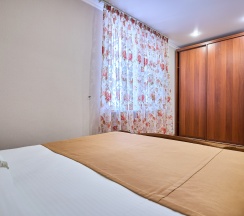 Семейный четырехместный номер в Лотос