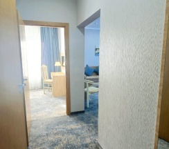 Делюкс просторный с кроватью размера "king-size" в Бригантина