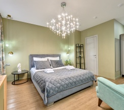 Улучшенный номер с кроватью размера «king-size» в Питер