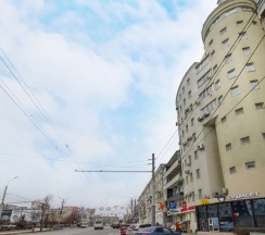 Двухместная студия с видом на город (двуспальная кровать) в Апартаменты Room-Room Кировский 4