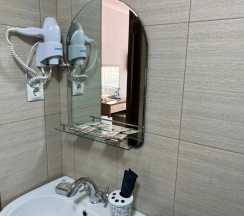 Двухместный номер Standard с балконом и с видом на горы двуспальная кровать в Шатун