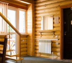 Коттедж улучшенный (с завтраком, мансарда) в Холодный ручей