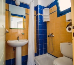 Двухместные апартаменты c 1 комнатой (двуспальная кровать) в Iliana Hotel