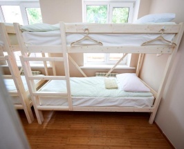 Кровать в общем номере (женский номер) в Wanderlust Hostel