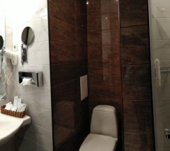 Номер комфорт с 1 двуспальной кроватью и балконом (с завтраком) в Ac-hotel