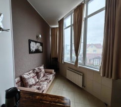 10. Люкс с лоджией в Art Home