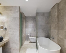 Люкс c 1 комнатой в Maani Muscat Hotel & Suites