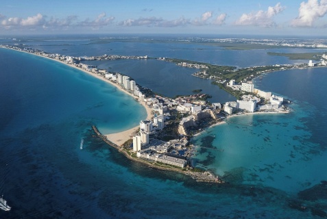 Кинтана-Роо: Отель Aloft by Marriott Cancun