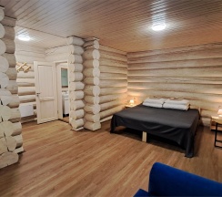Бревенчатый дом в Лапландская деревня