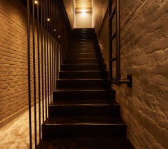 Двухместные апартаменты Мансарда (двуспальная кровать) в Апартаменты Room for Romantic в Nikolaev Building