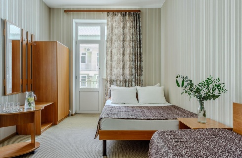 с. Витязево: Отель Love story