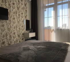 Двухместный номер Superior с балконом и с видом на море двуспальная кровать в Mon Michel