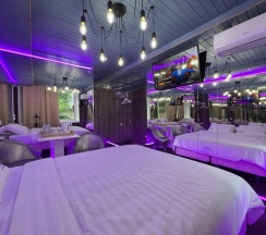 Двухместный номер Стандарт №8 двуспальная кровать в Gipnoz