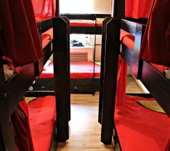 Кровать в общем номере в Like Hostel